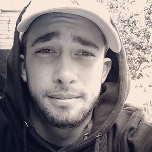 Meet your Posher, Zachary